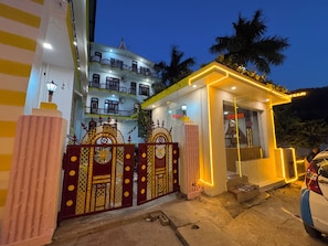 Fachada del alojamiento