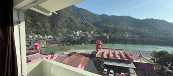 Nirvana Riverside Resort