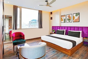 In-room business centre - Hotel Tej Plaza Near IGI Airport Delhi  (New Delhi)