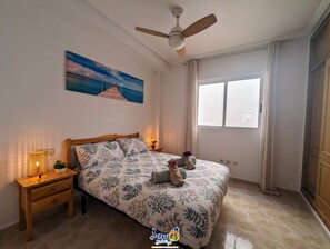 2 bedrooms, WiFi, bed sheets - Traditional Ground Floor Apt in Punta Prima R537 (Orihuela)