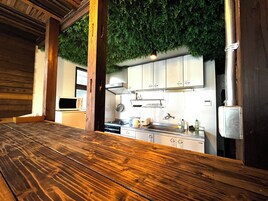 Espacio para trabajar con laptop