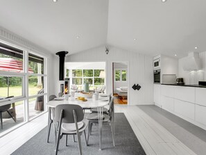 Dining - "Aija" - 175m from the sea by Interhome (Strøby)