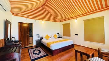 Quarto superluxo | Escrivaninha