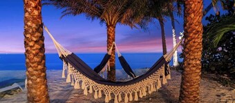 BeachFront Paradise/By The Glam Homes