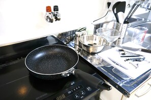 Electric kettle - KARAHORI NODOKA (Osaka)