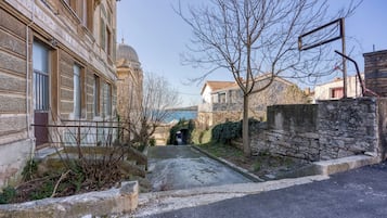 Standard Apartment, 2 Bedrooms, Microwave (Apartment Alice close to Pula centre) | Property grounds