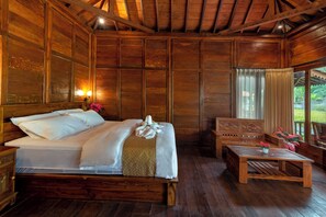 Deluxe Villa, 1 King Bed, Garden View | 1 bedroom, premium bedding, laptop workspace, soundproofing - Uma Ulun Dugul Ubud by Dhananjaya Hospitality (Tegallalang)