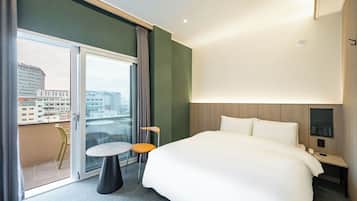 Deluxe Double Terrace | Sengetøy av topp kvalitet, skrivebord, lydisolert og wi-fi (inkludert)