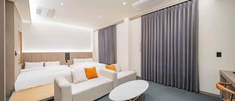 Premium bedding, desk, soundproofing, free WiFi