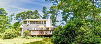 4-min to Beach | Outdoor Shower | Pet Friendly ☀️ 🏖 🐶