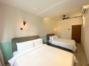 3 chambres, fer et planche à repasser, accès au Wi-Fi (inclus)
