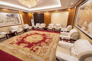 Ballroom - Jinshui Hot Spring Hotel (Shen County)