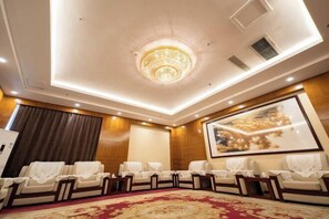 Ballroom - Jinshui Hot Spring Hotel (Shen County)