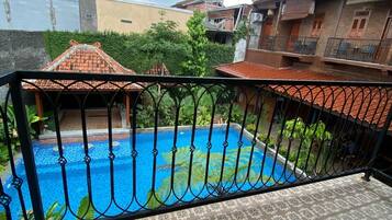 Kamar Keluarga | Teras/patio
