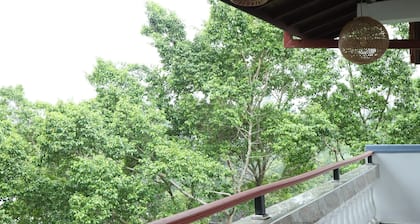 10-bedroom hotel in amazing Matara with AC