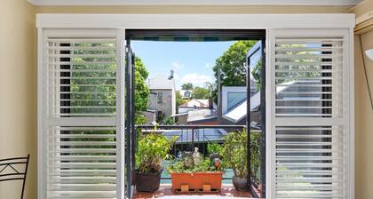 Spacious 2-Bed Townhouse with Garage & Patio