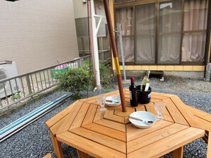 Outdoor dining - A private house where you can also enjoy BBQ. For families and groups. Located in Kasama City, almost in the center of Ibaraki, it offers easy access to Mito, Oarai, and Hitachinaka Seaside Park. (笠間市旭町)