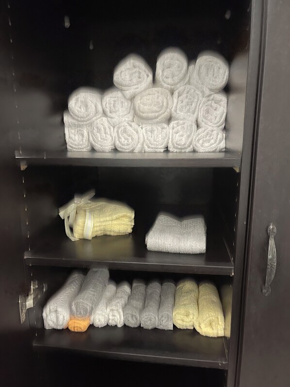 基本獨棟房屋, 庭院 | 浴室 | 免費盥洗用品、吹風機、肥皂、洗髮精