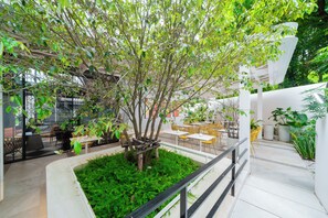Garden - Hotel Bangkokian (Bangkok)