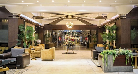 Lobby. Best Western Hotel City Center Gujranwala