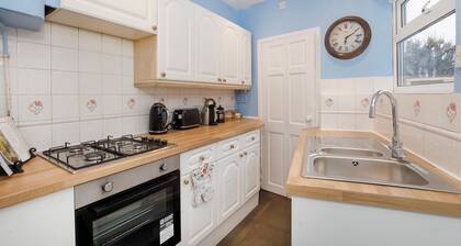 Three Bedroom House | York Getaway 1#