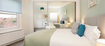 Three Bedroom House | York Getaway 1#