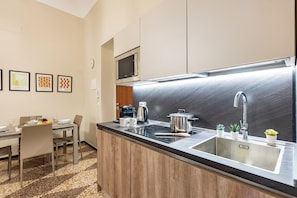 패밀리 아파트, 침실 1개, 전자레인지 (Lovely Apartment In Genova Historic) | 전용 주방