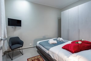 1 bedroom, WiFi - Lovely Flat In Genova Historic Center Apartments (Genoa)