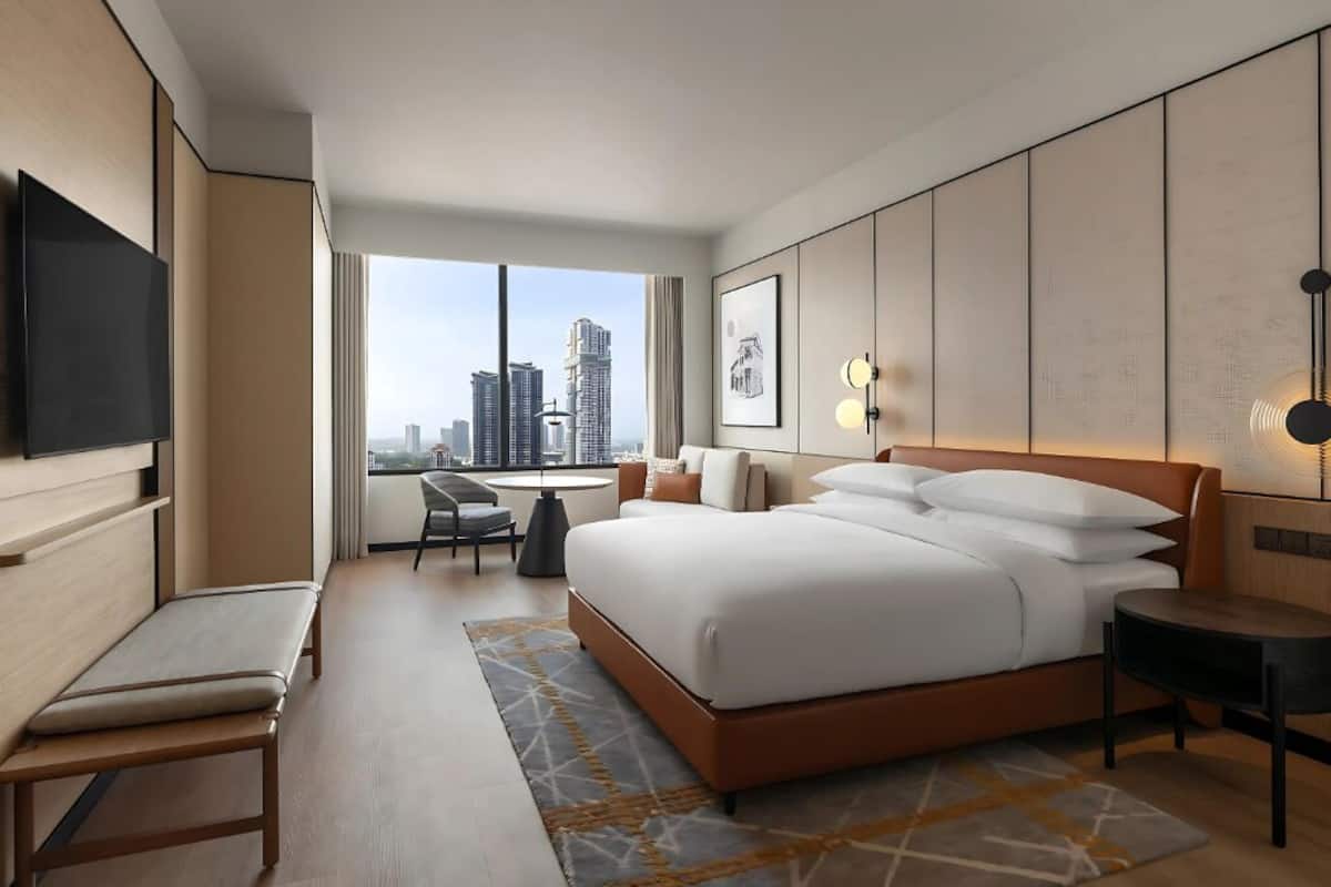 Minibar, in-room safe, blackout drapes, soundproofing
