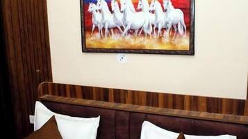 Deluxe Double Room | Free WiFi