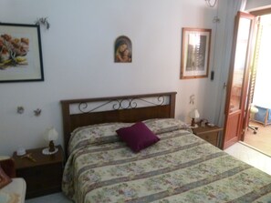 2 chambres, bureau, fer et planche à repasser, Wi-Fi