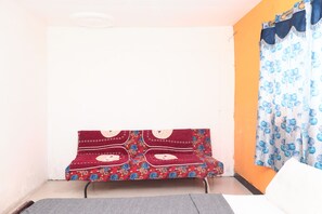 Deluxe Room | Egyptian cotton sheets, premium bedding, memory-foam beds, desk - Gala Vista (Salem)