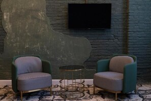 Minibar, soundproofing, iron/ironing board, cots/infant beds - Grand opera Hotel (Kutaisi)