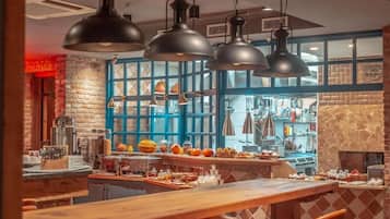 Bao gồm bữa sáng buffet vào các ngày trong tuần