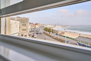 Room - Host Stay Beachside Gallery (Weymouth)