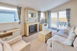 House | 2 bedrooms - Host Stay Portland 2 (Hexham)