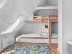 4 bedrooms, internet