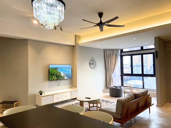 TV - Spacious 3-bedroom apartment with WiFi and AC in charming Kuala Lumpur (Kuala Lumpur)