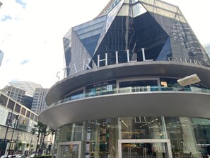 Exterior - Spacious 3-bedroom apartment with WiFi and AC in charming Kuala Lumpur (Kuala Lumpur)