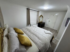 Appartamento | 2 camere, ferro/asse da stiro, Wi-Fi gratuito, lenzuola