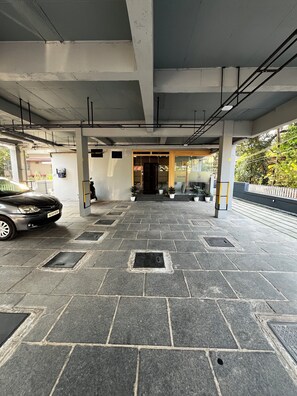 Free self parking