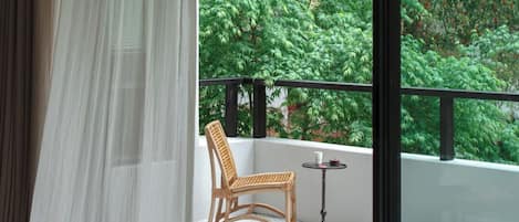 Phòng đôi Deluxe, ban công, quang cảnh núi | Hiên