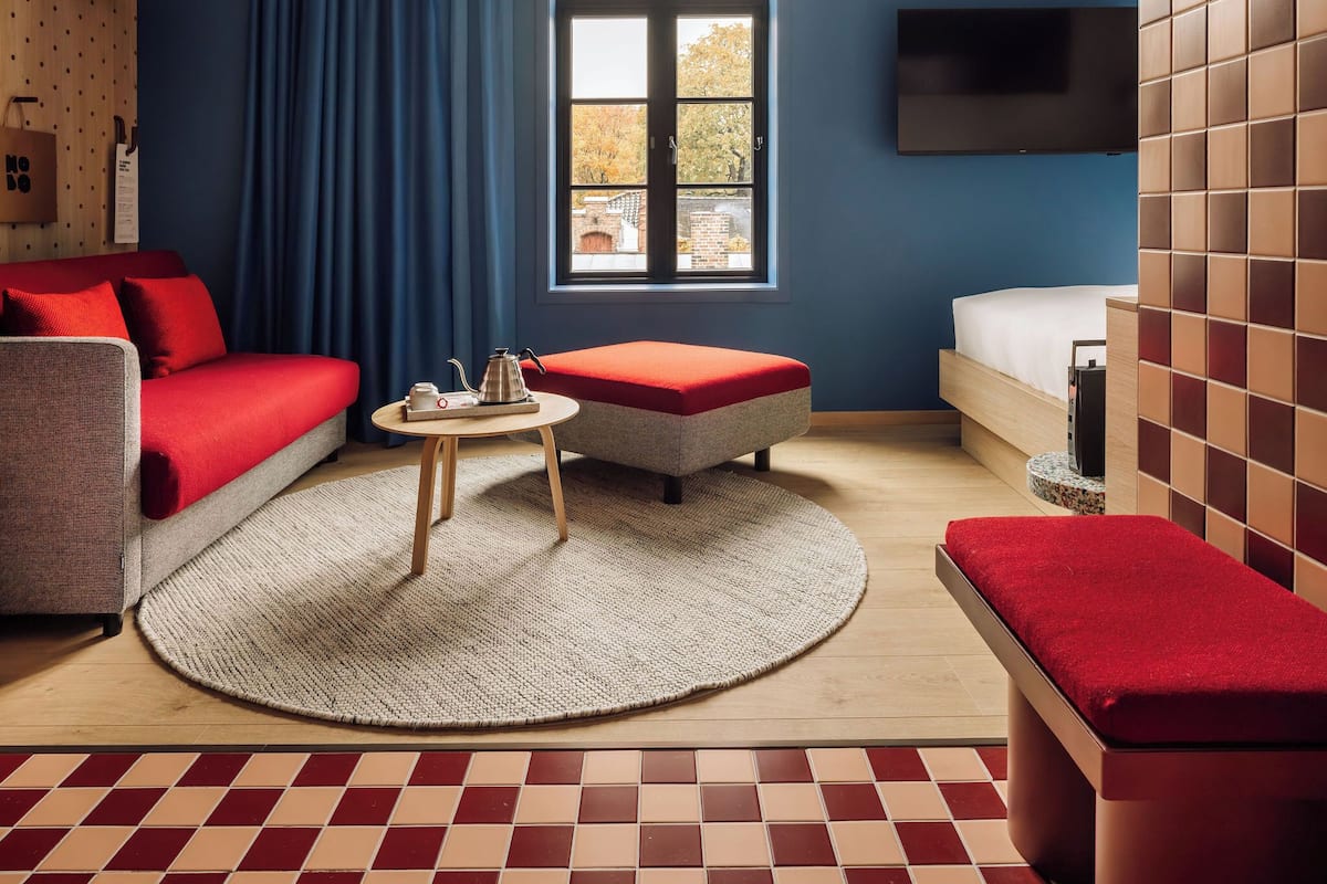 Studio (Hobo City) | Literie hypoallergénique, minibar