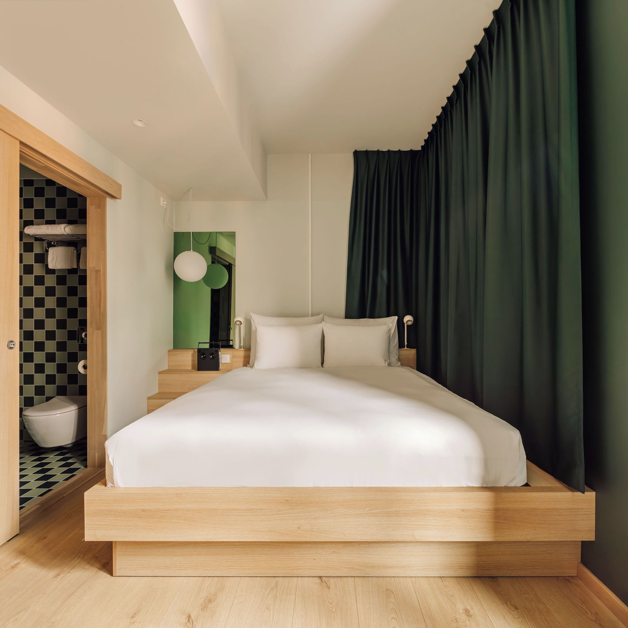 Chambre Supérieure (Hobo Courtyard)