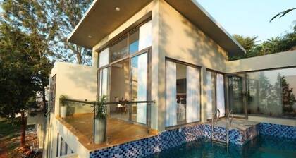 The Zims Luxor Resort