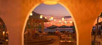Living Asia Sunset Resort