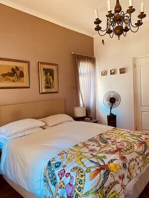 1 غرفة نوم ومكتب وواي فاي مجانًا وملاءات أسرّة