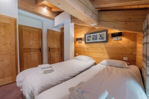 2 kamar tidur, Wi-Fi gratis, dan seprai linen