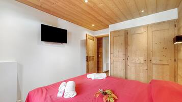 2 bedrooms, free WiFi, bed sheets