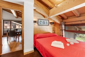 ファミリー アパートメント ベッドルーム (複数) 2 バスルーム (l'Ours Bleu B33 - Ski in Ski out) | 2 室のベッドルーム、WiFi (無料)、ベッドシーツ